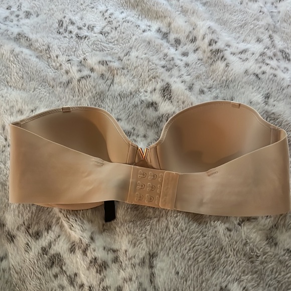 NWOT Victoria’s Secret Strapless Bra - Picture 3 of 10